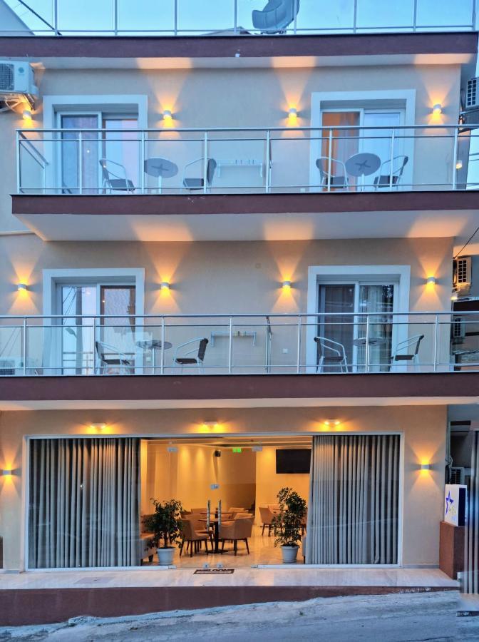리메나리아 Star Bay Luxury 아파트 호텔 외부 사진